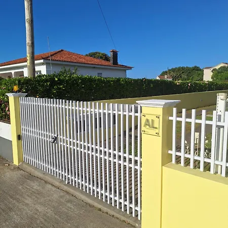 Dom wakacyjny Garden House São Vicente Ferreira